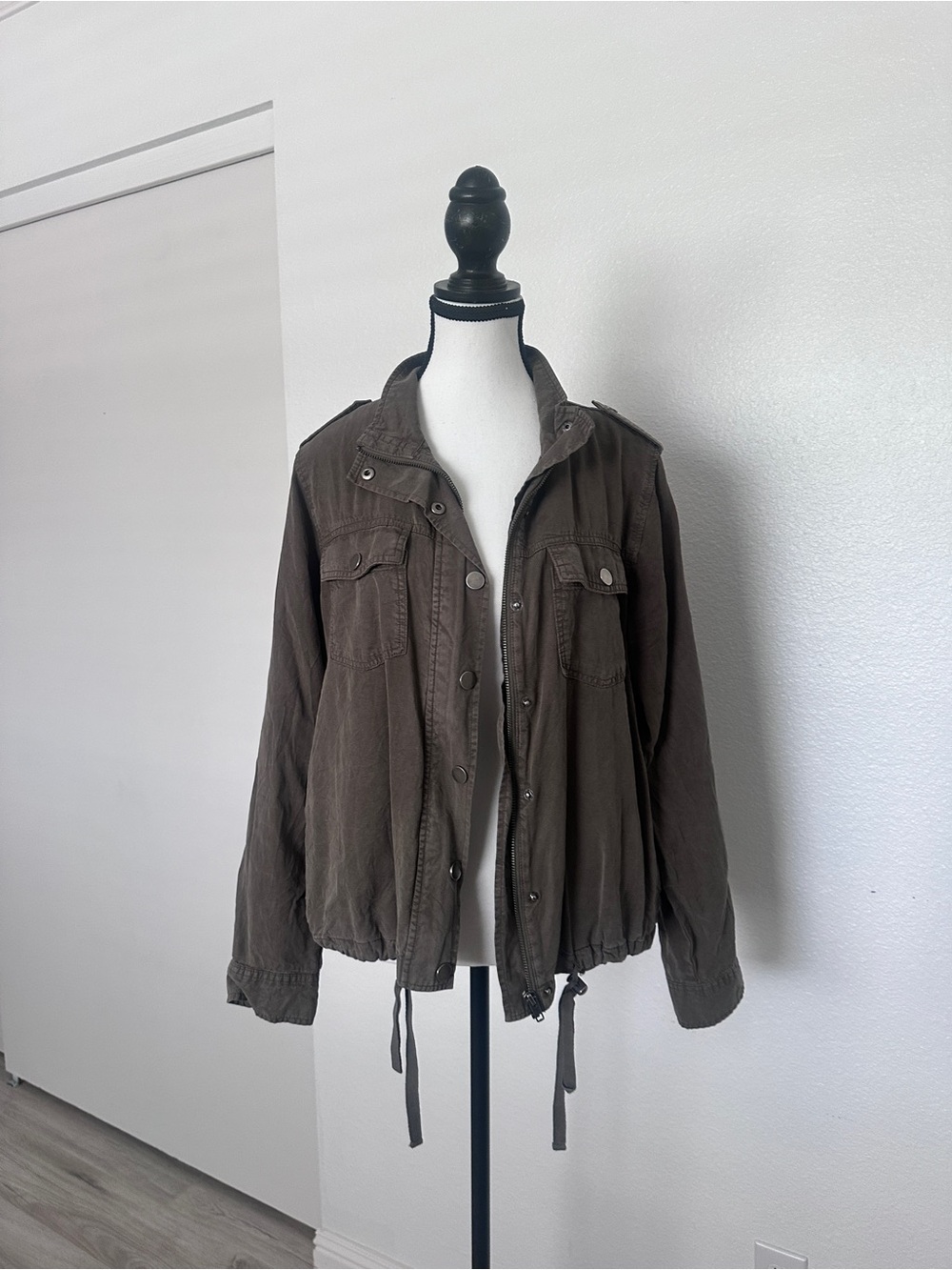 Kut from the Kloth Utility Jacket with Drawstring Hem